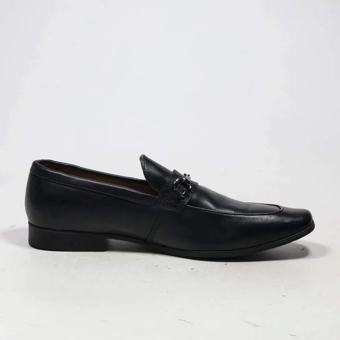 Guess Formal Slip Ons Leather Black Colour For Men