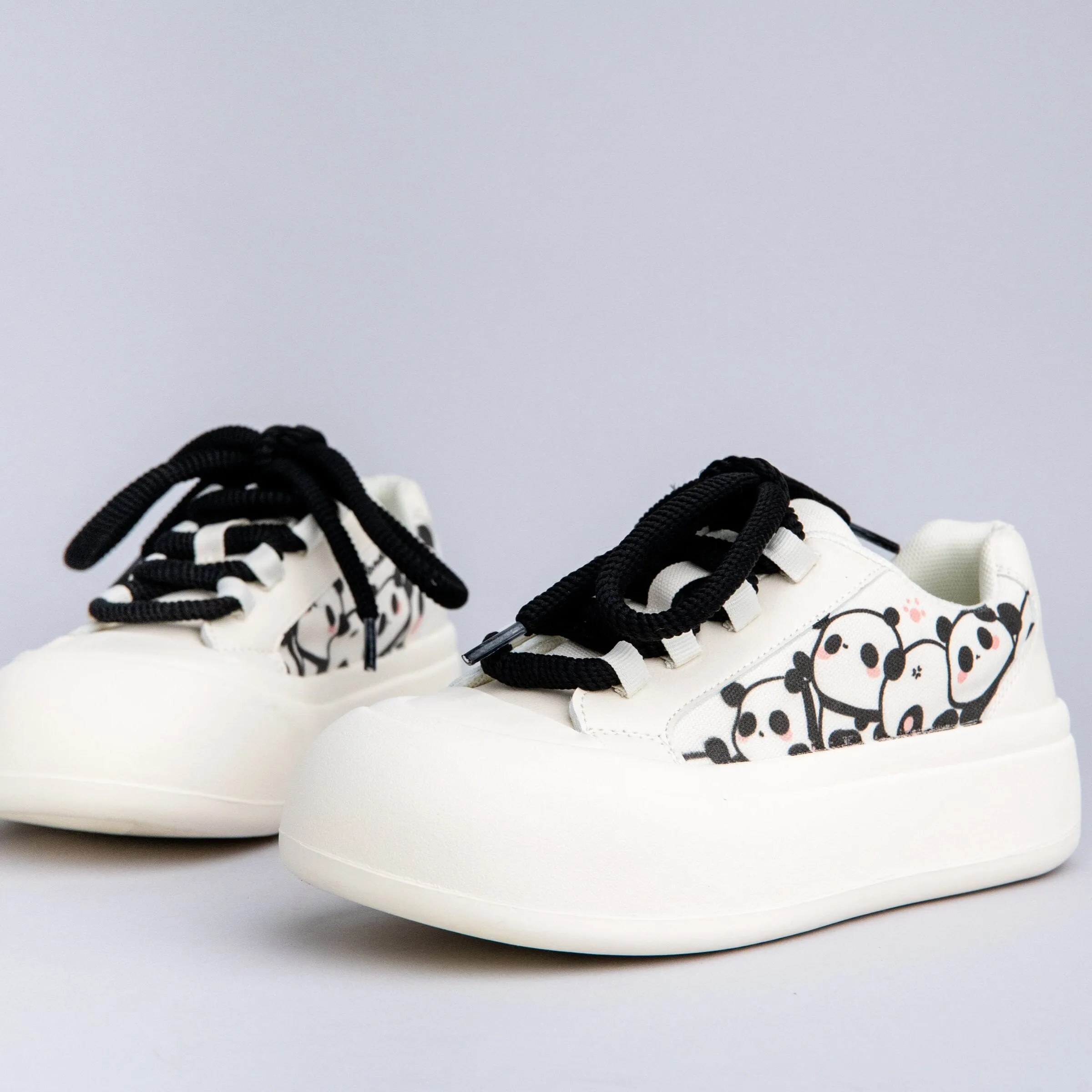 Ultra Chunky Sole Panda Casual Sneakers - Women's